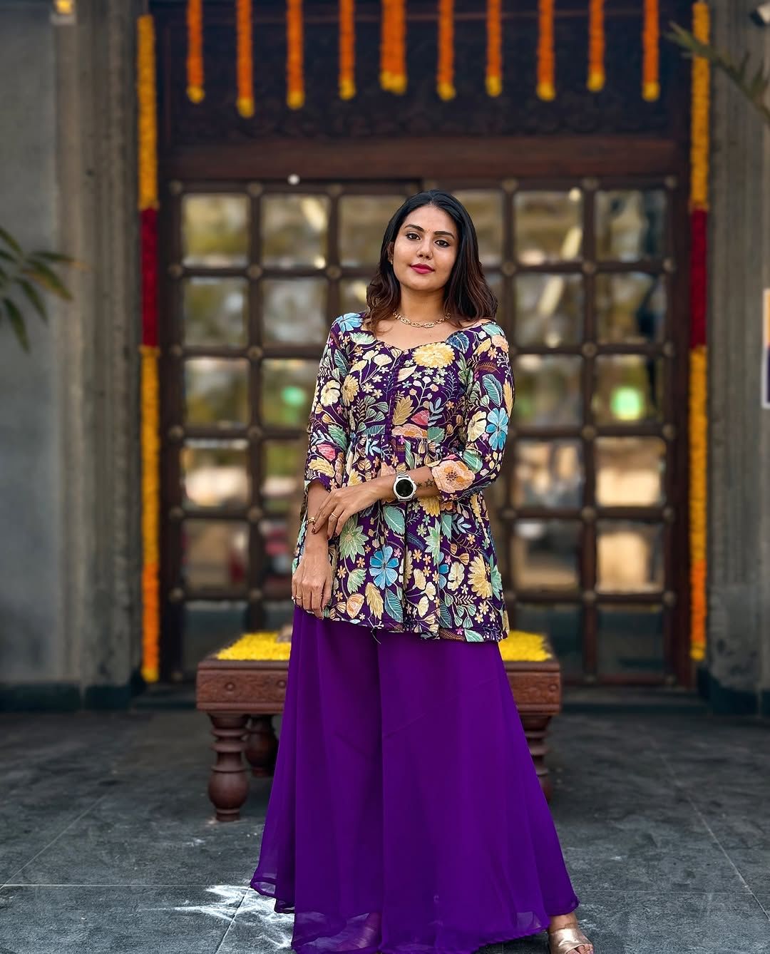 Effortless Trending Floral Printed Top and Plazzo for Women