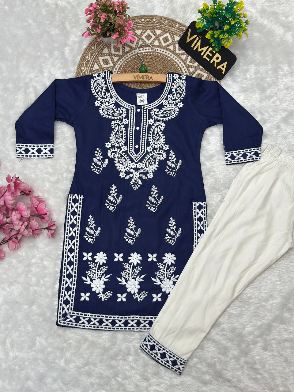 Chikankari Work Kids Kurta pant