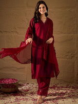 Vichitra Silk Lace Neck Straight-cut kurta Set
